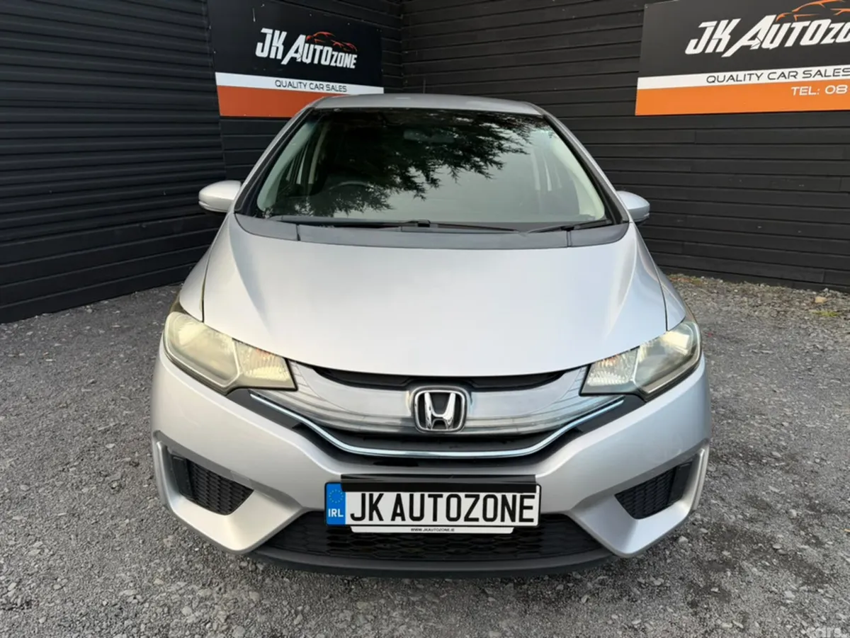 Honda Fit Hatchback, Petrol Hybrid, 2015, Silver