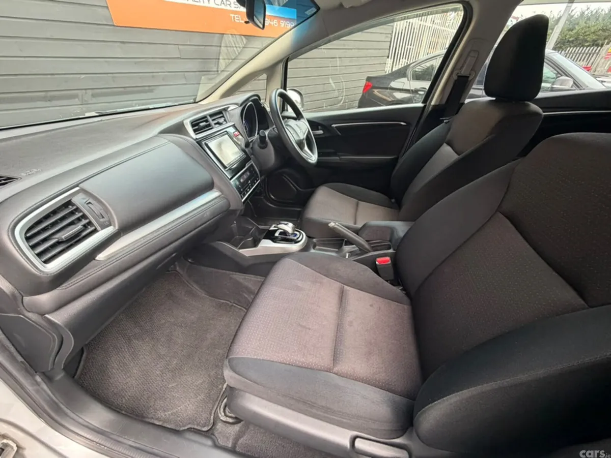 Honda Fit Hatchback, Petrol Hybrid, 2015, Silver