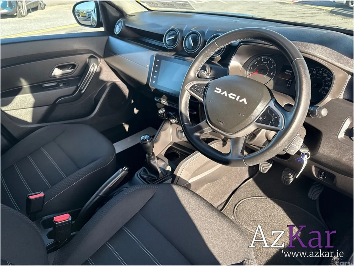 Dacia Duster Hatchback, Diesel, 2024, Grey