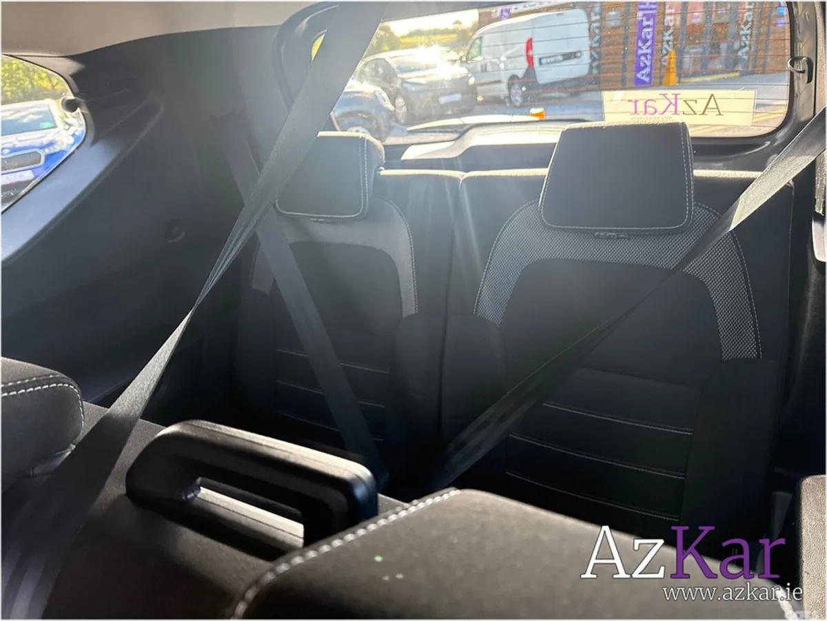 Dacia Jogger MPV, Petrol, 2023, Grey