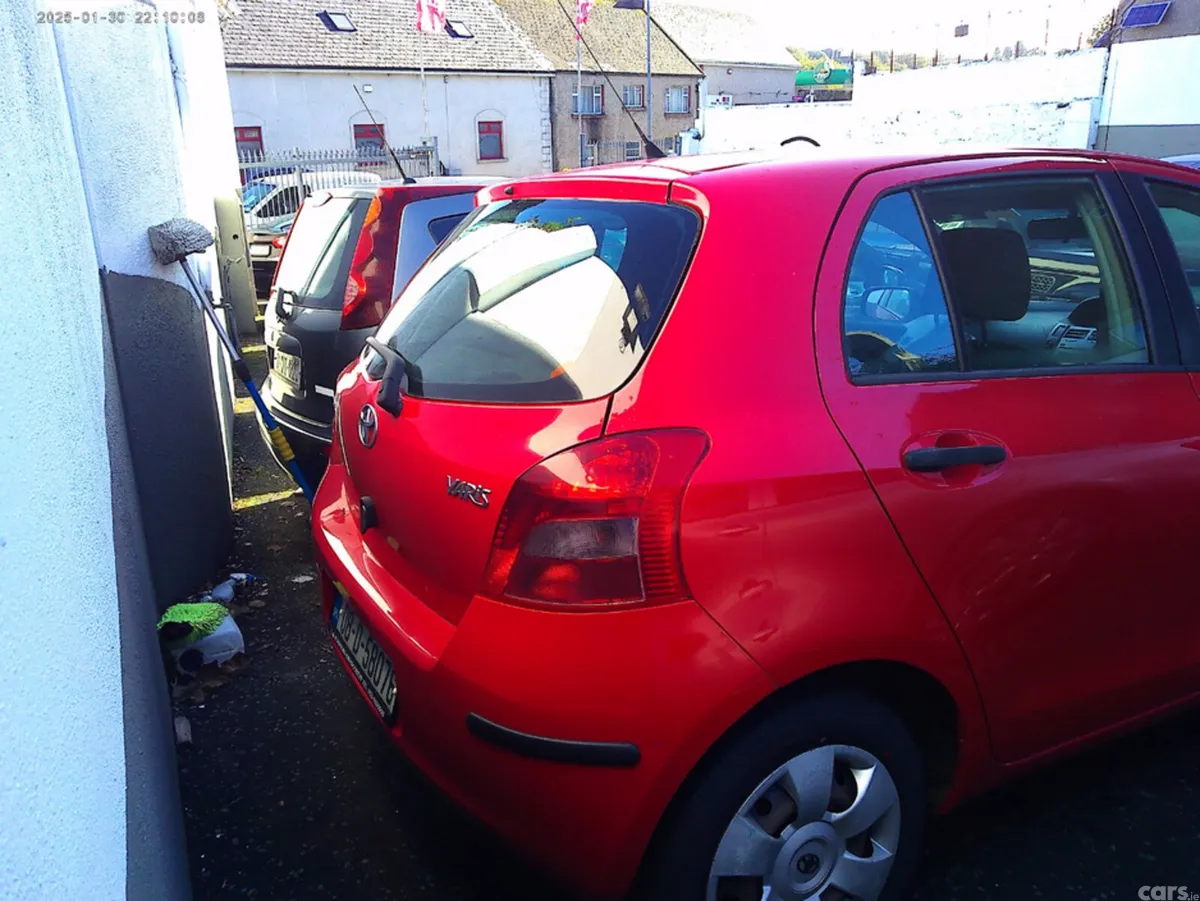 Toyota Yaris Hatchback, Petrol, 2008, Red