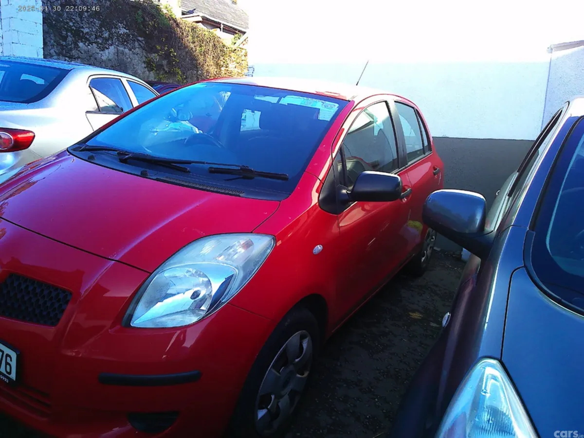 Toyota Yaris Hatchback, Petrol, 2008, Red