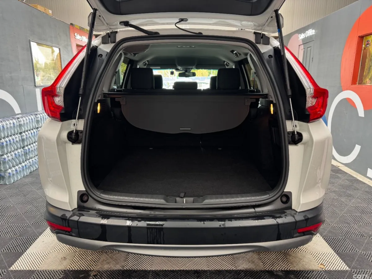 Honda CR-V SUV, Petrol Hybrid, 2019, White