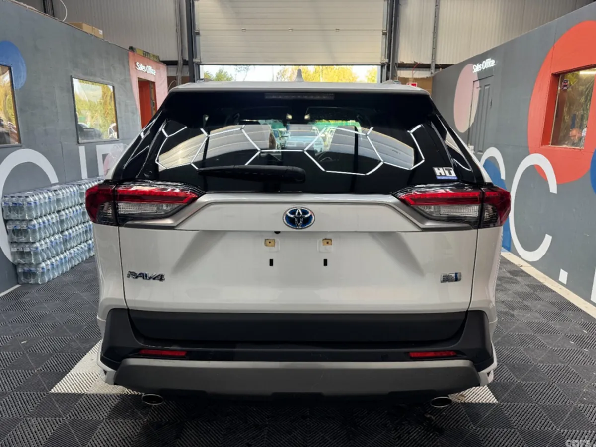 Toyota RAV4 SUV, Petrol Hybrid, 2024, White