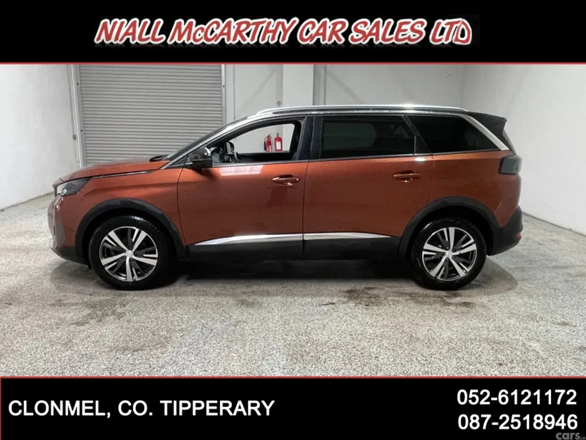 Peugeot 5008 MPV, Diesel, 2024, Brown