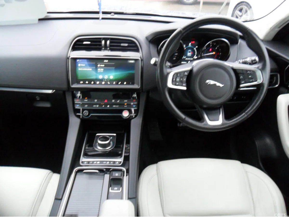 Jaguar F-Pace Estate, Diesel, 2020, Grey