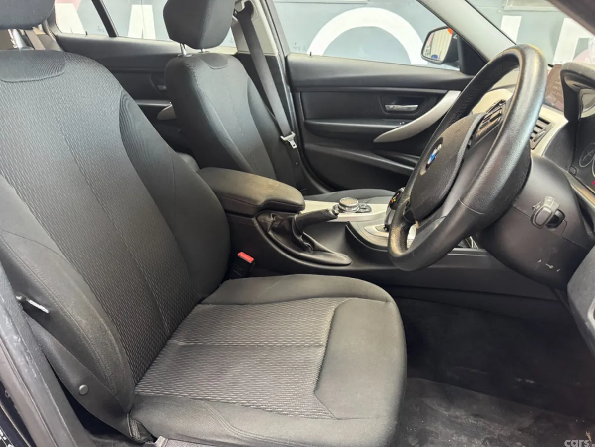 BMW 3-Series Estate, Diesel, 2017, Blue