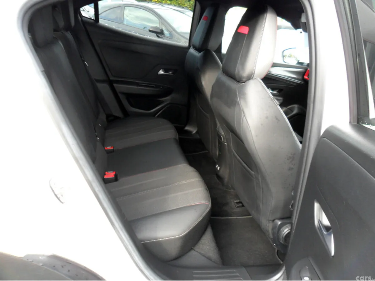 Opel Mokka MPV, Diesel, 2023, White