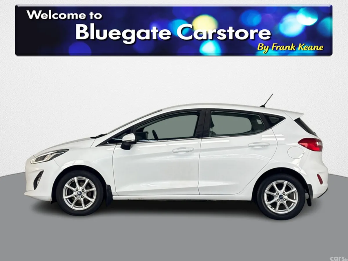 Ford Fiesta Hatchback, Petrol, 2018, White
