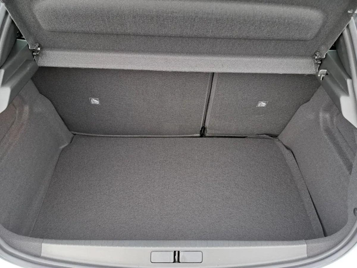 Opel Corsa Hatchback, Petrol, 2027, White