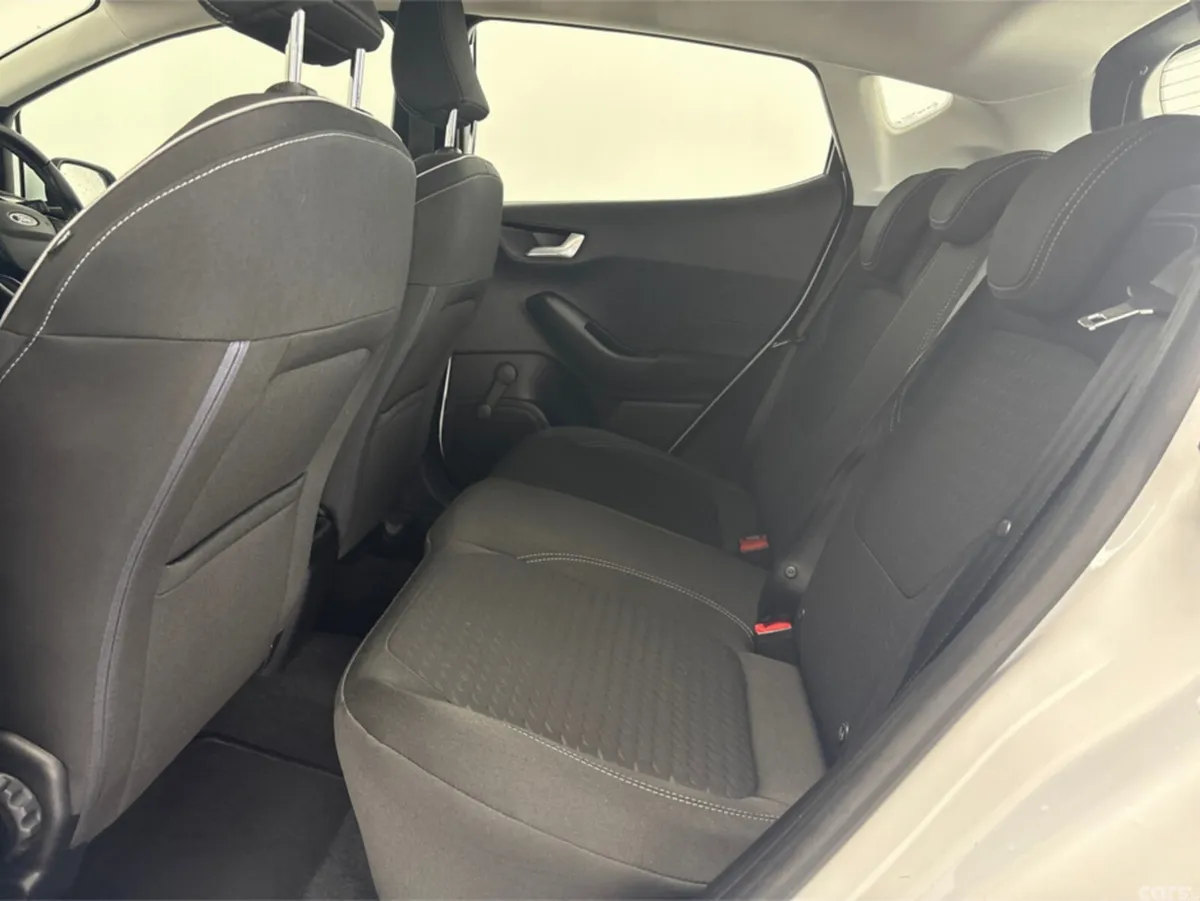 Ford Fiesta Hatchback, Petrol, 2018, White
