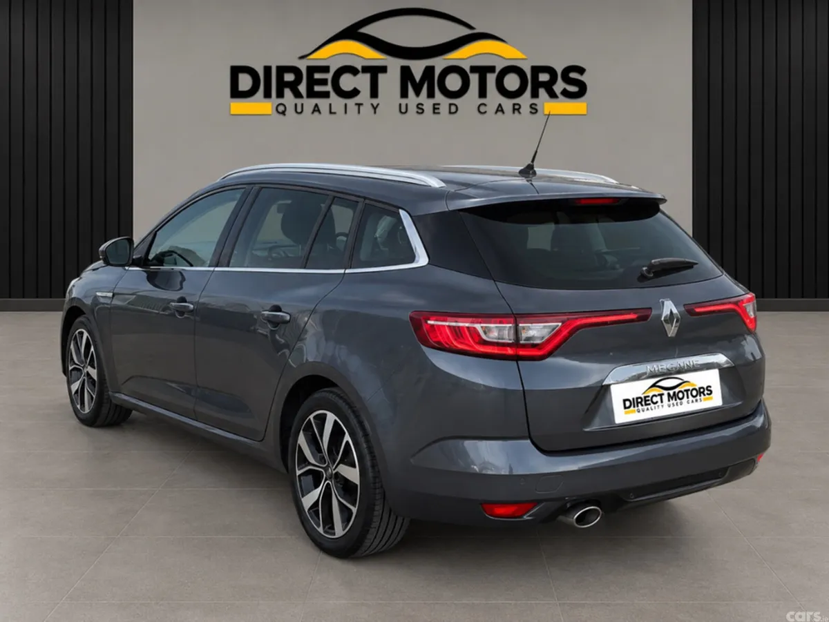 Renault Megane Estate, Petrol, 2020, Grey