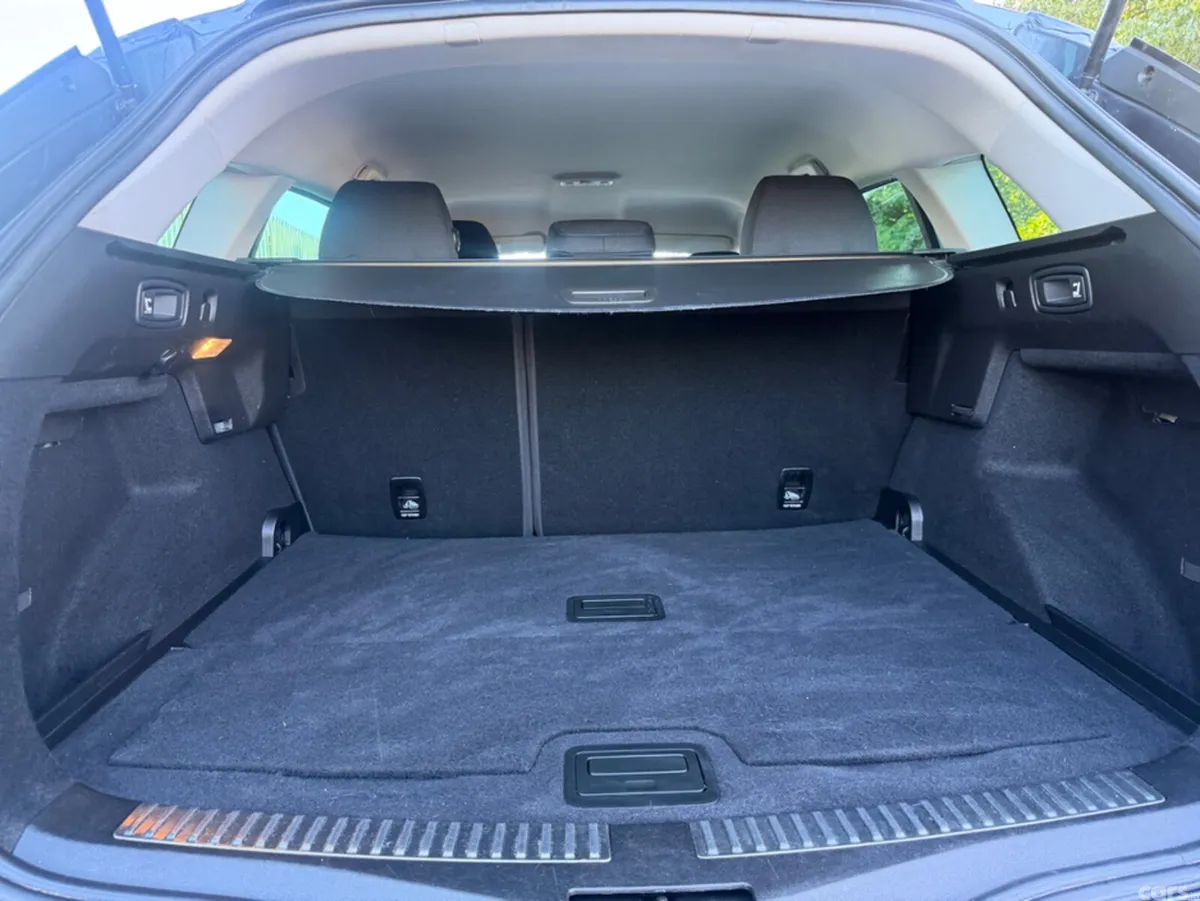 Renault Megane Estate, Petrol, 2020, Grey