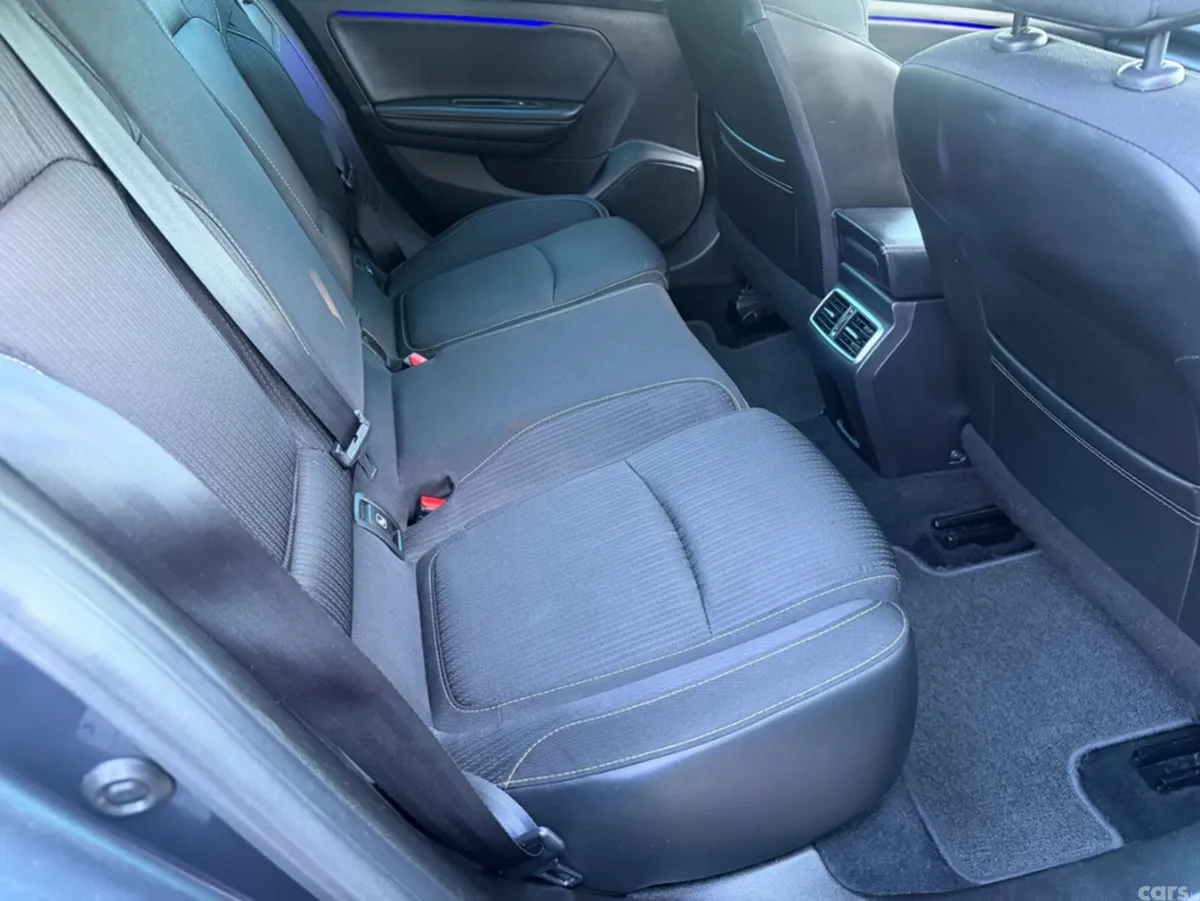 Renault Megane Estate, Petrol, 2020, Grey
