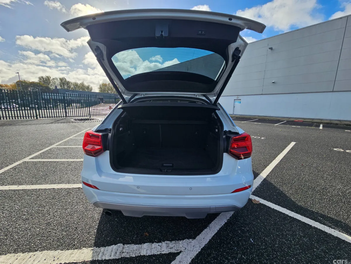 Audi Q2 SUV, Petrol, 2018, White