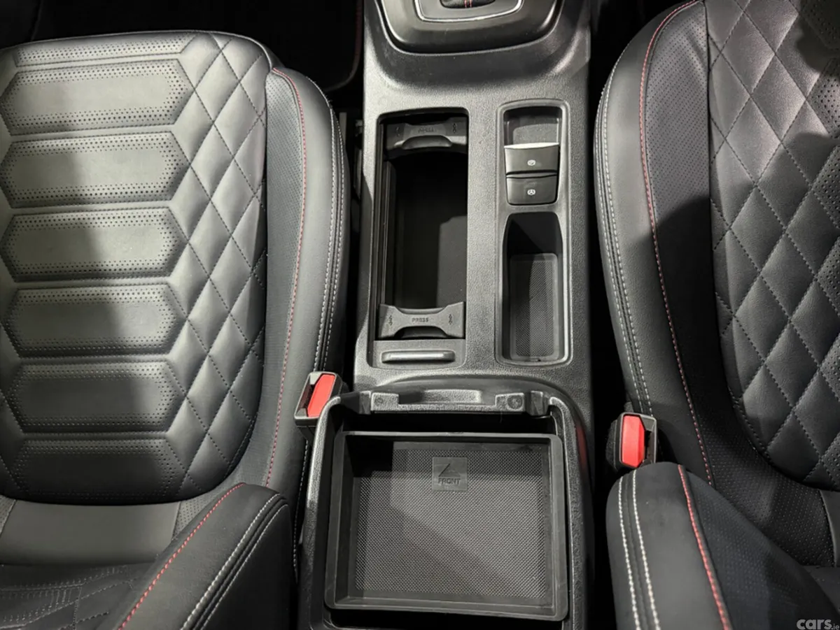 Ford Focus Hatchback, Petrol Hybrid, 2023, Black