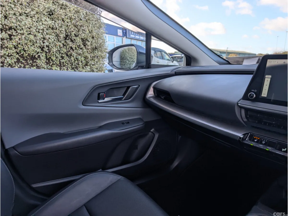 Toyota Prius Saloon, Petrol Hybrid, 2023, White