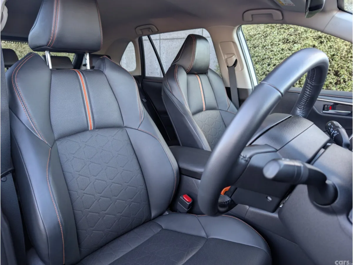 Toyota RAV4 SUV, Petrol Hybrid, 2022, Grey