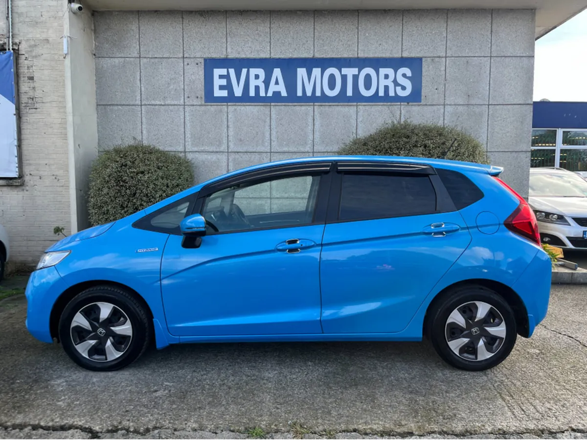 Honda Fit Hatchback, Petrol Hybrid, 2015, Blue