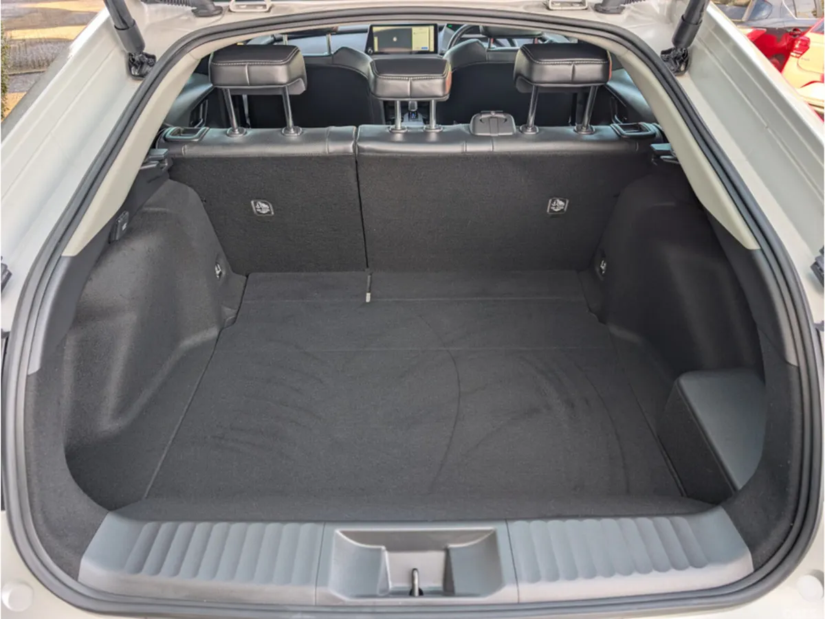 Toyota Prius Saloon, Petrol Hybrid, 2023, White