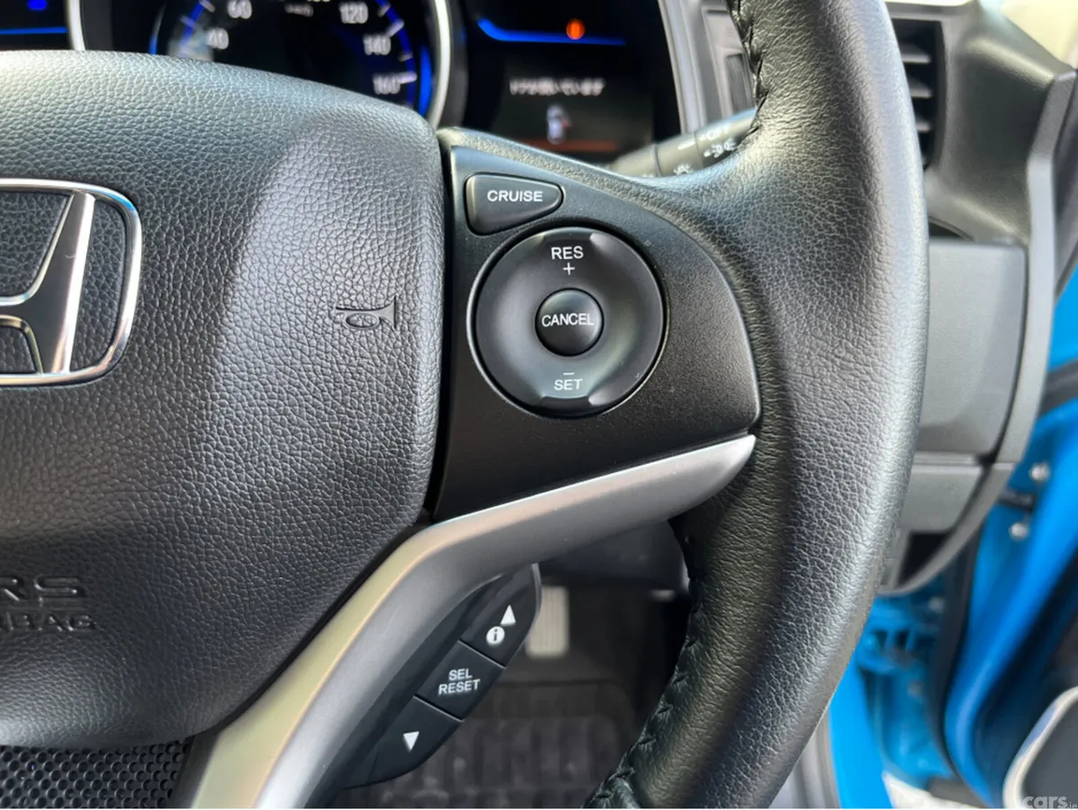 Honda Fit Hatchback, Petrol Hybrid, 2015, Blue