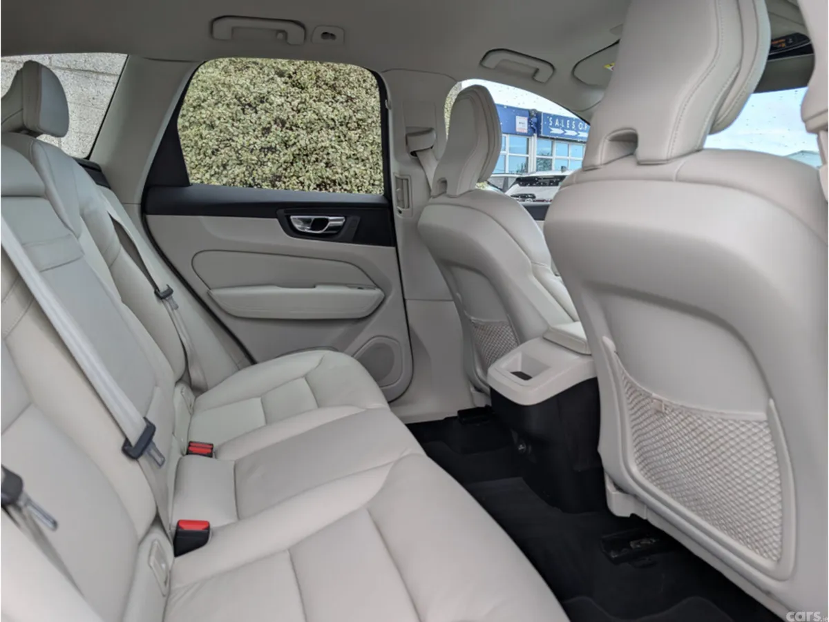 Volvo XC60 SUV, Diesel, 2019, Grey