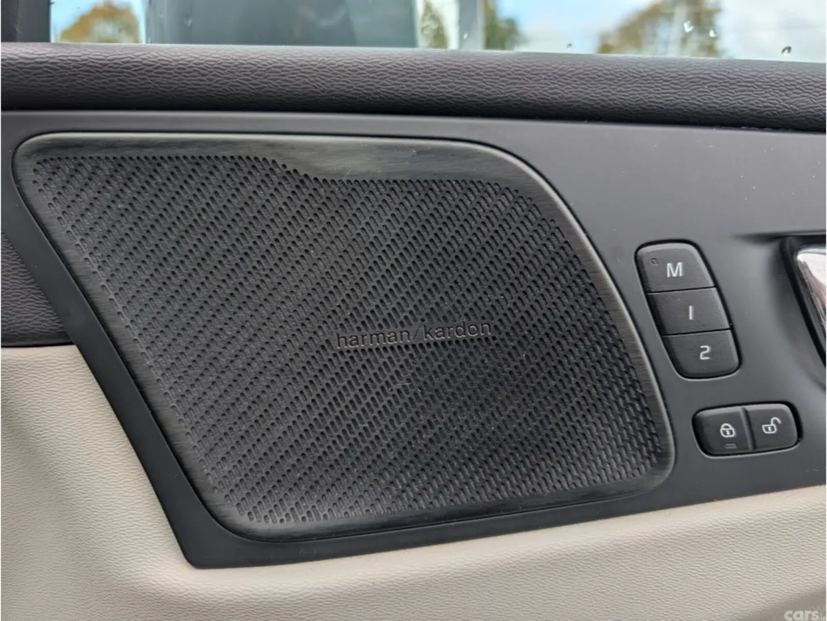 Volvo XC60 SUV, Diesel, 2019, Grey