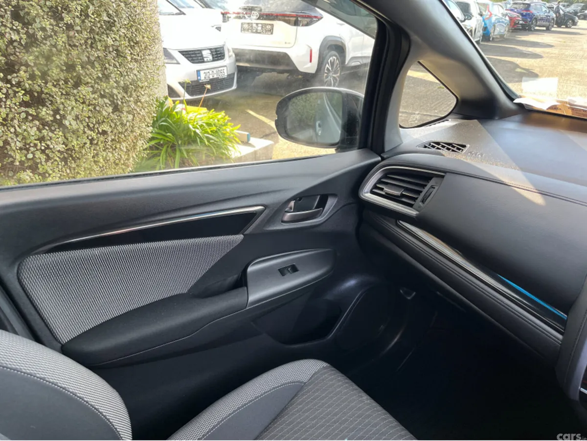 Honda Fit Hatchback, Petrol Hybrid, 2017, Silver
