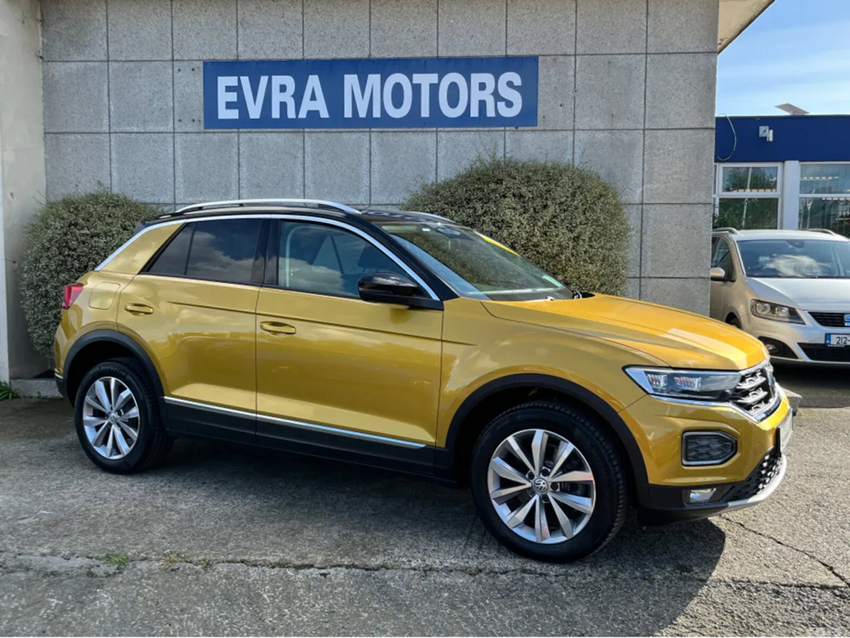 Volkswagen T-Roc SUV, Diesel, 2020, Gold