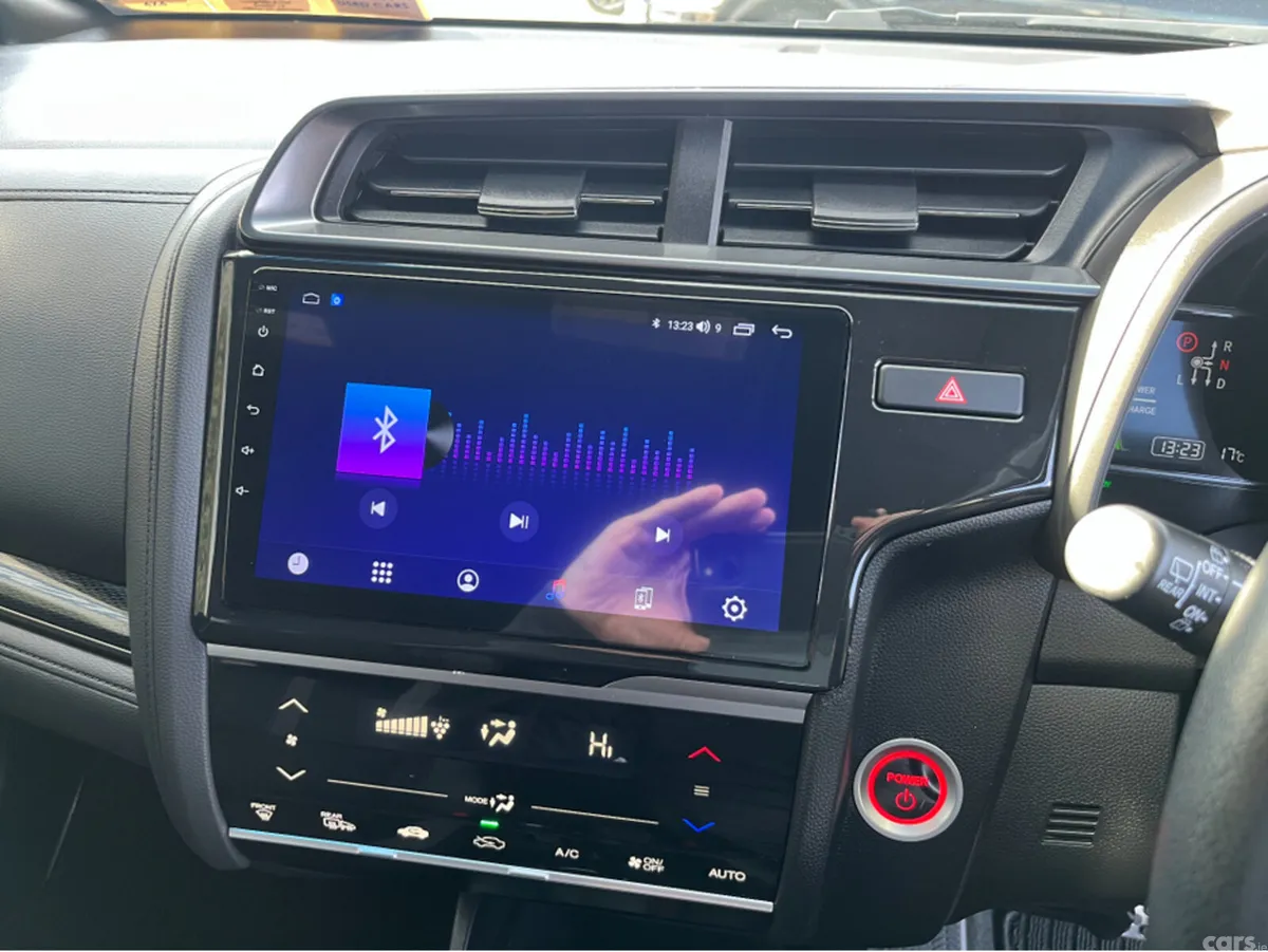Honda Fit Hatchback, Petrol Hybrid, 2017, Silver