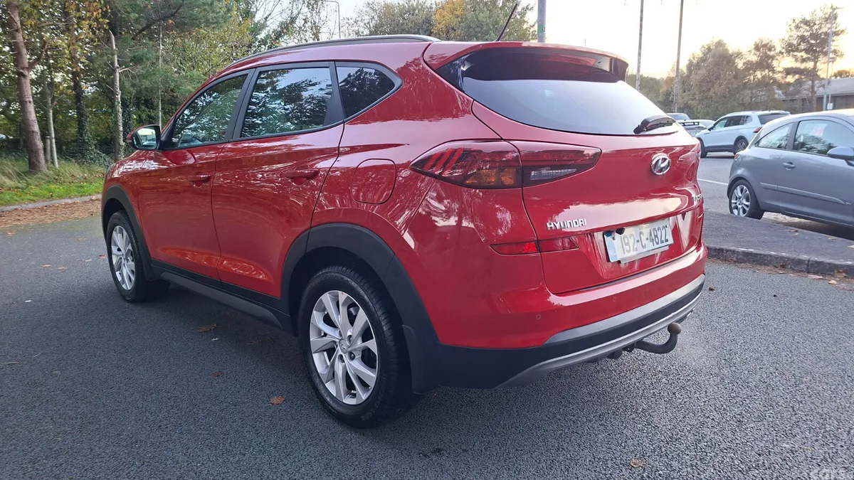 Hyundai Tucson SUV, Diesel, 2019, Red