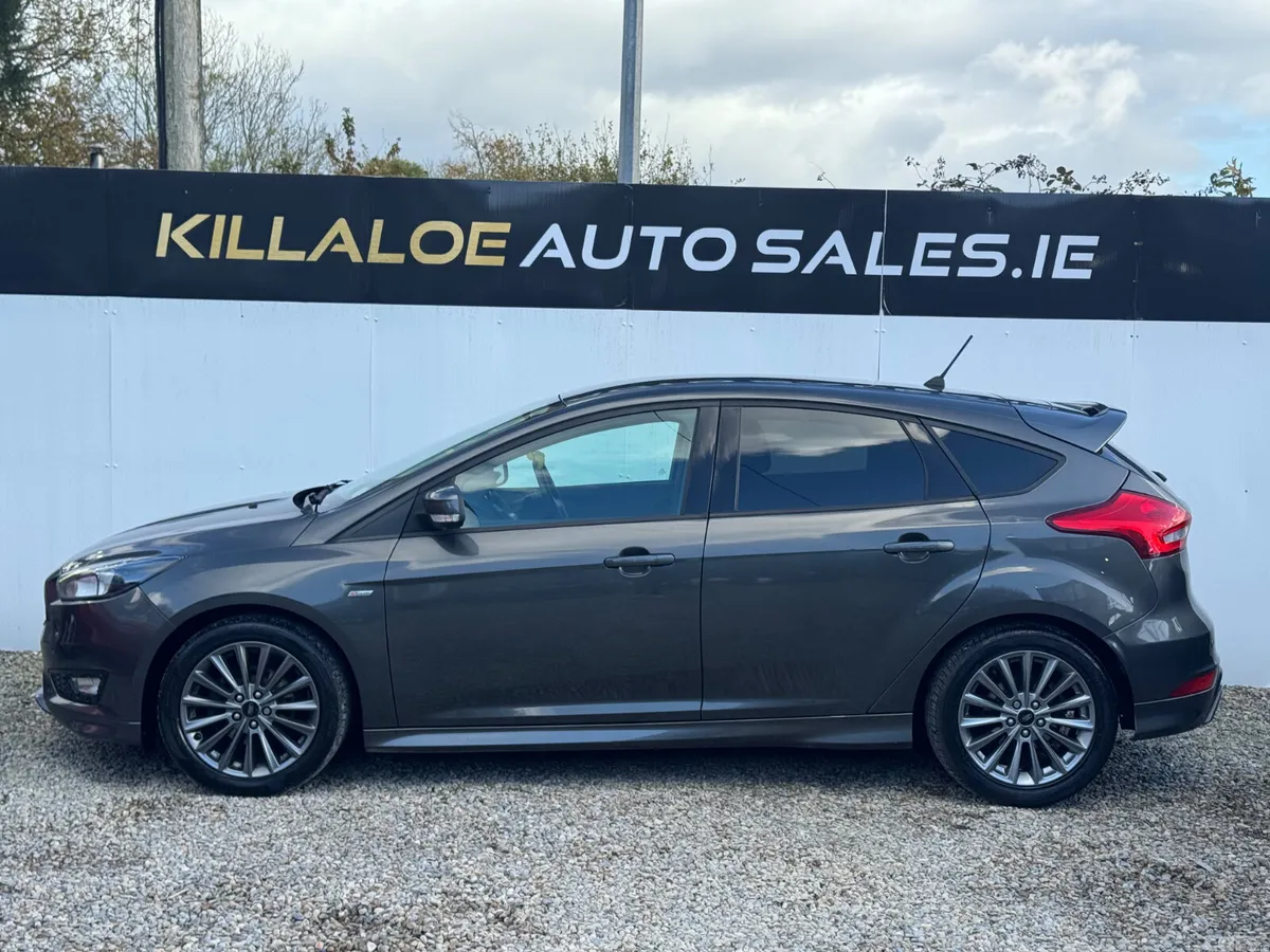 Ford Focus Hatchback, Diesel, 2018, Grey