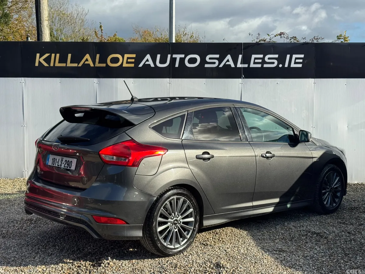 Ford Focus Hatchback, Diesel, 2018, Grey