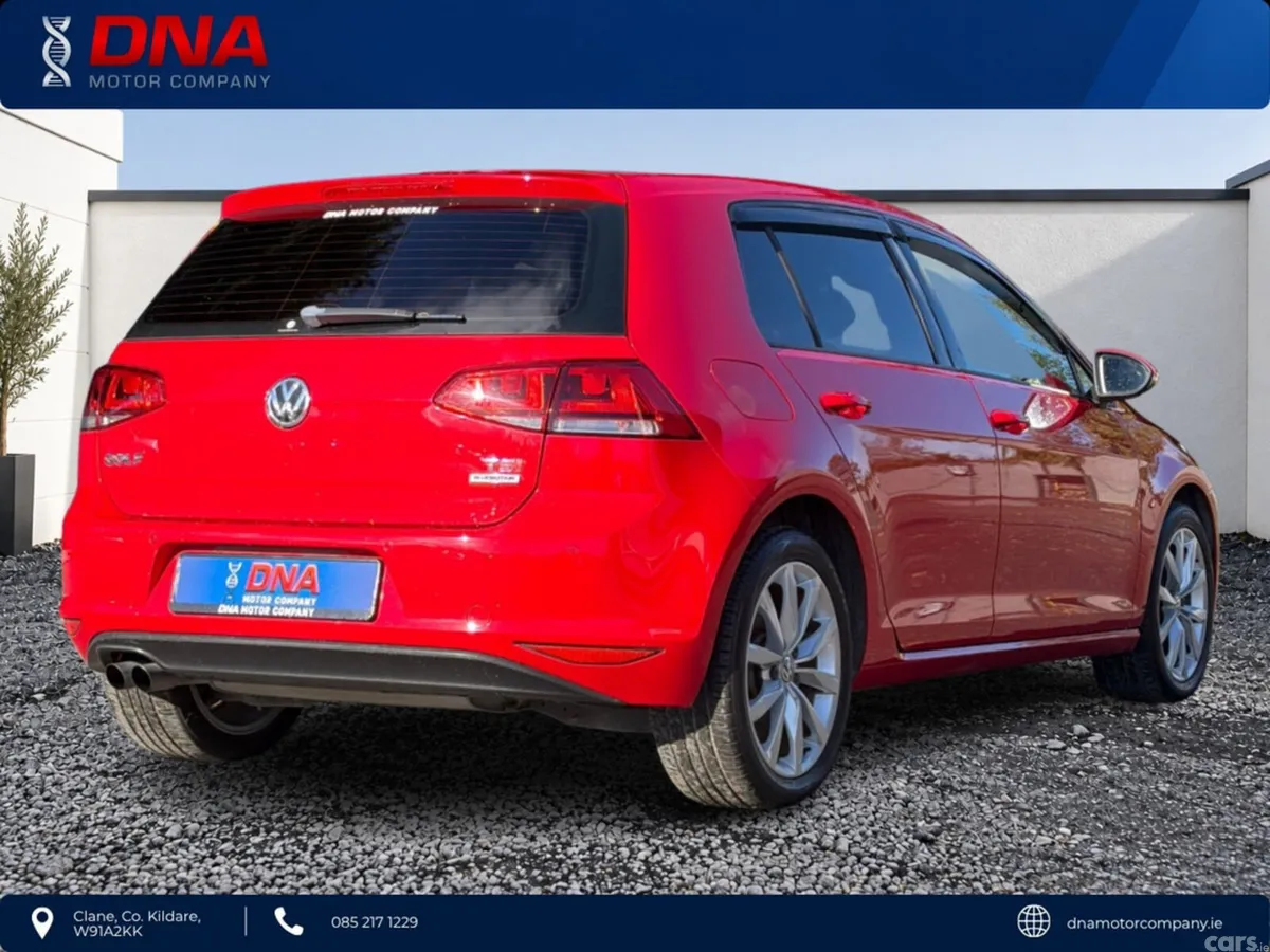 Volkswagen Golf Hatchback, Petrol, 2016, Red