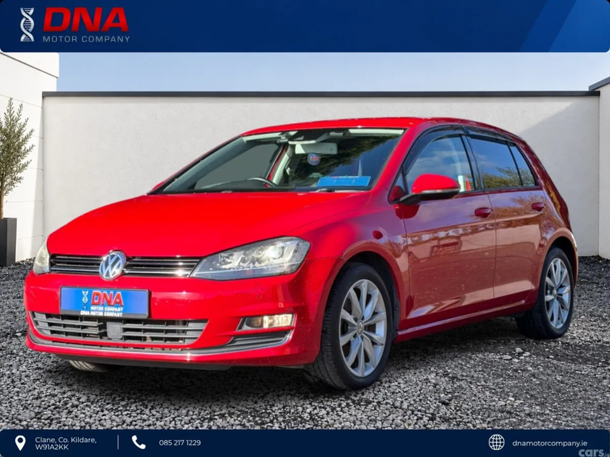 Volkswagen Golf Hatchback, Petrol, 2016, Red