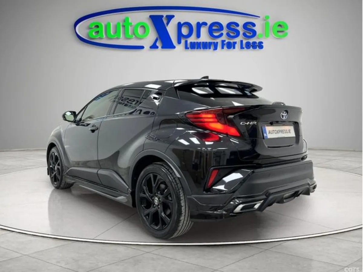 Toyota C-HR SUV, Petrol Hybrid, 2021, Black