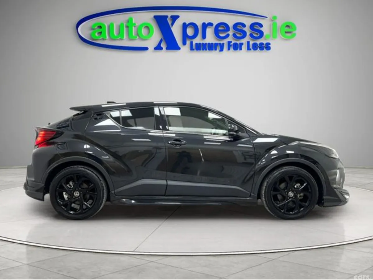 Toyota C-HR SUV, Petrol Hybrid, 2021, Black