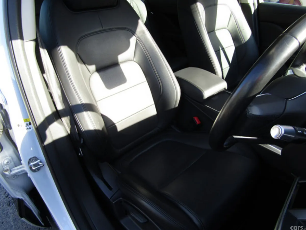 Jaguar I-Pace Hatchback, Electric, 2020, White