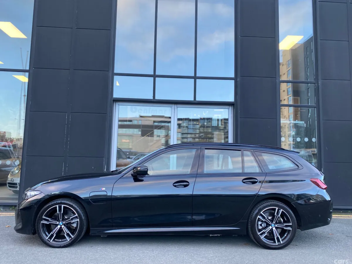 BMW 3-Series Estate, Petrol Plug-in Hybrid, 2025, Black