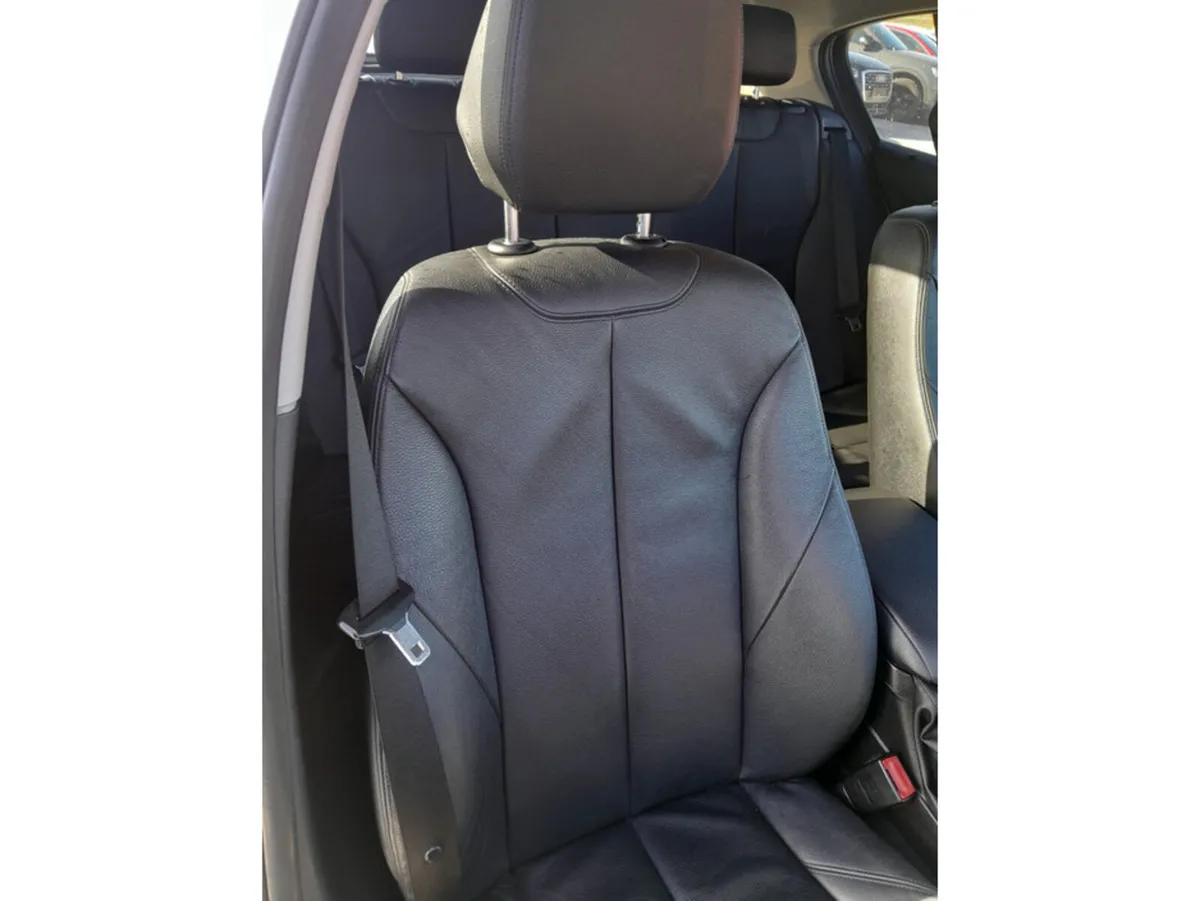 BMW 1-Series Hatchback, Diesel, 2014, Silver