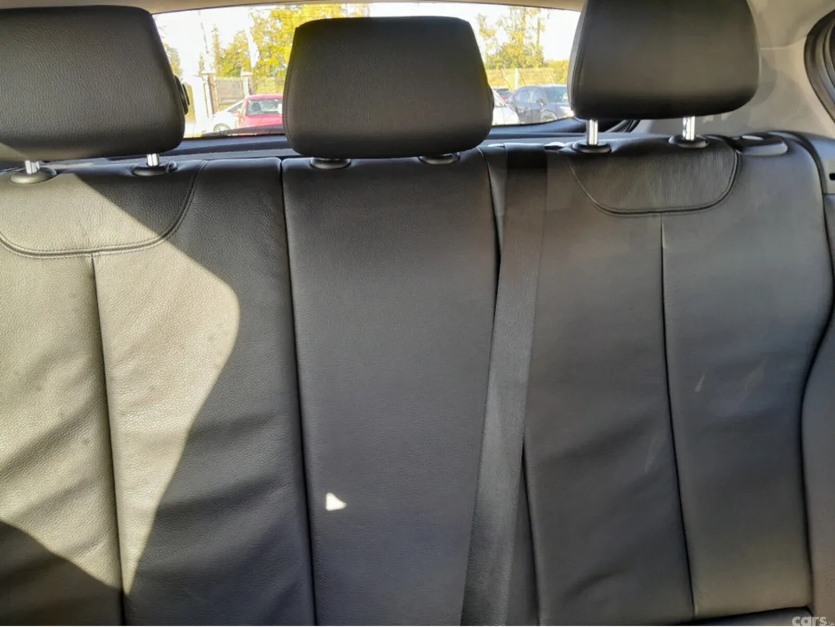 BMW 1-Series Hatchback, Diesel, 2014, Silver