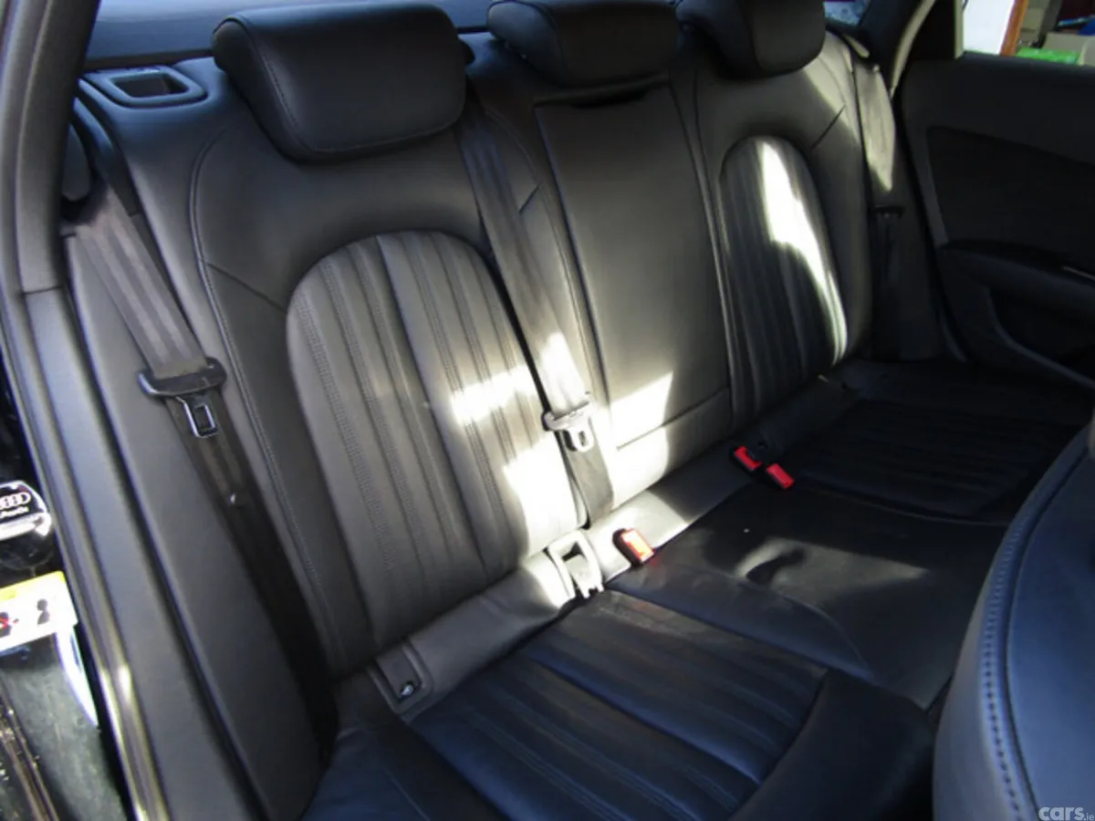 Audi A6 Saloon, Diesel, 2015, Black