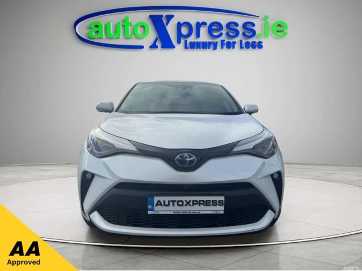 Toyota C-HR SUV, Petrol Hybrid, 2021, White