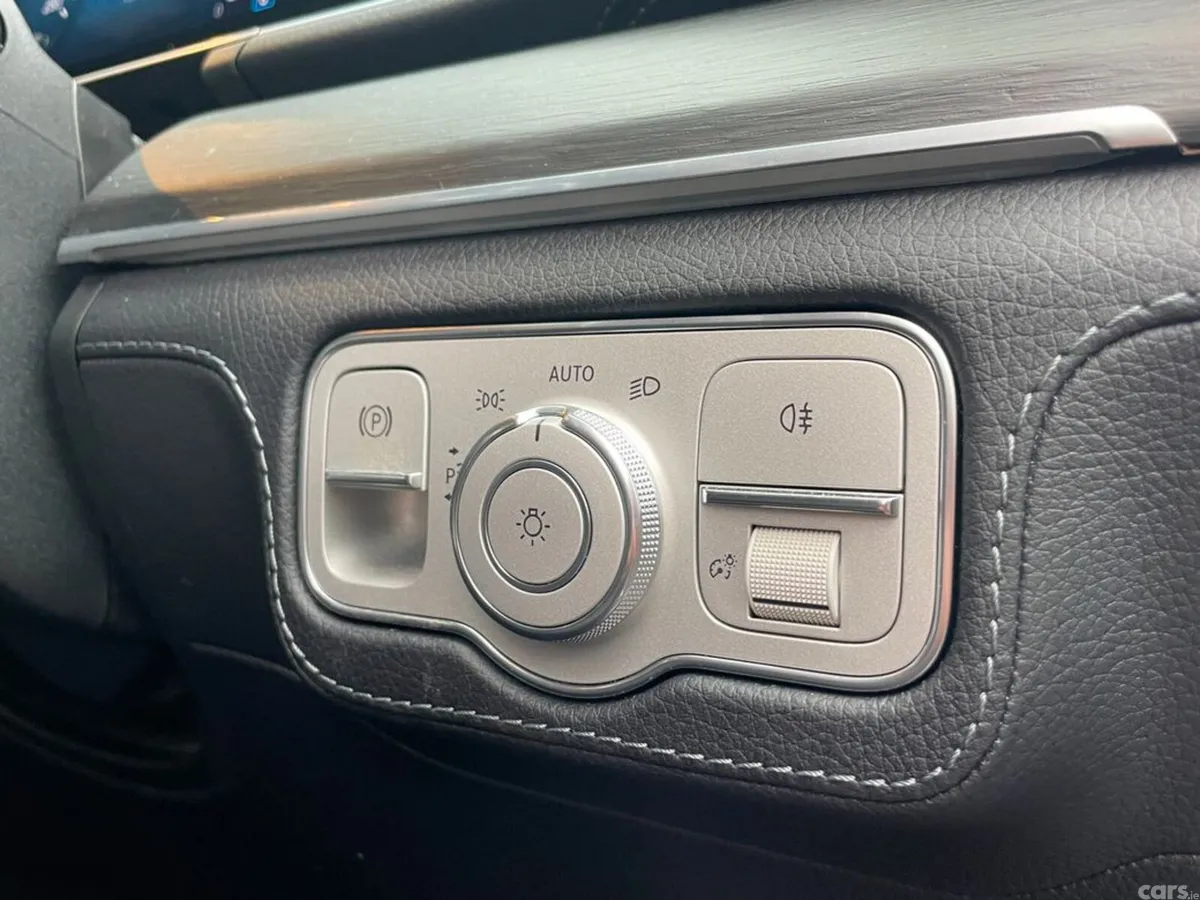 Mercedes-Benz GLE SUV, Diesel Plug-in Hybrid, 2022, Black
