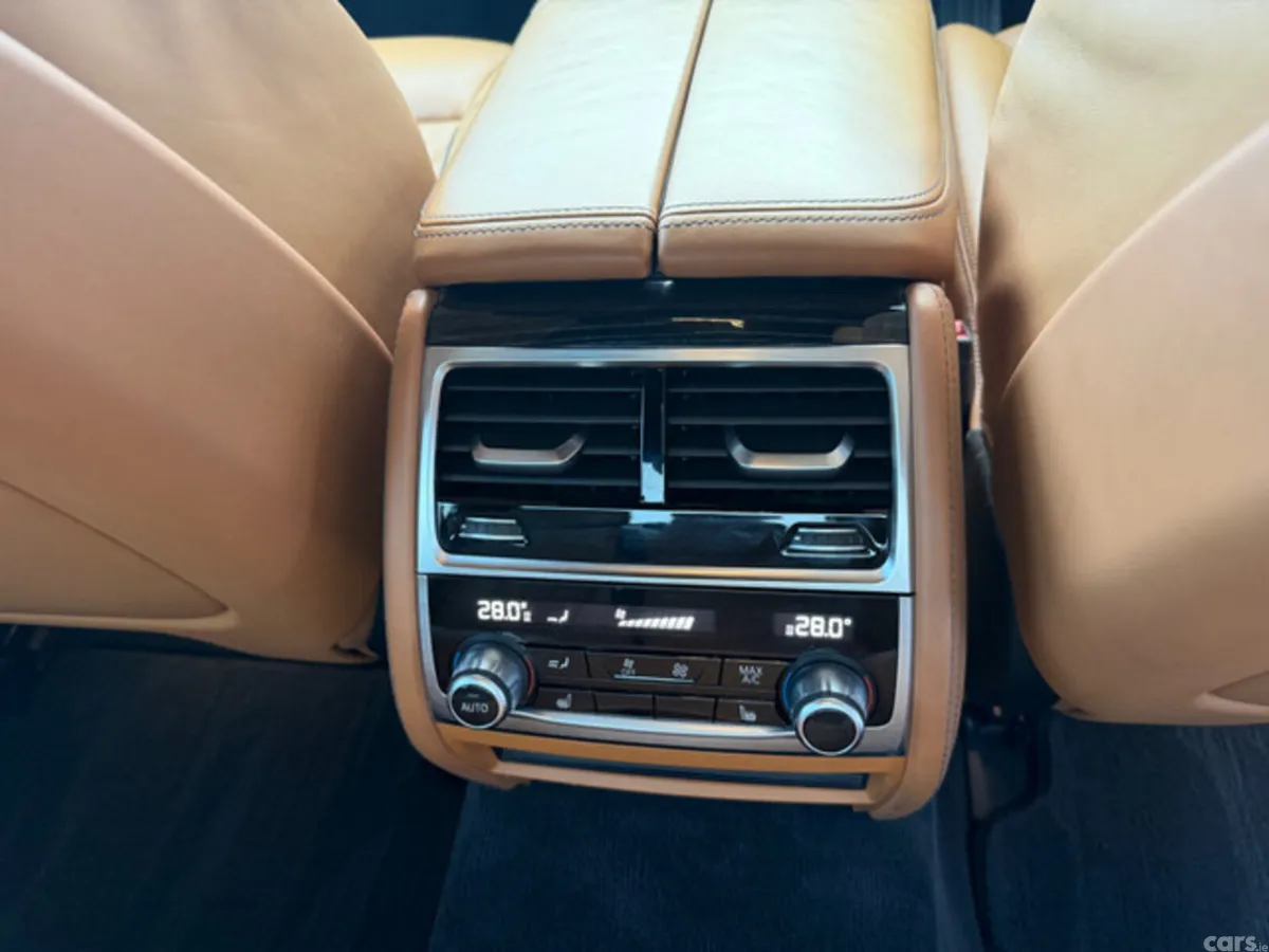BMW 7-Series Saloon, Diesel, 2016, Grey