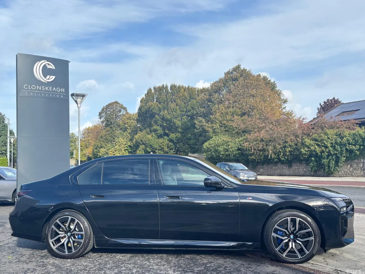 BMW i7 Saloon, Electric, 2025, Black