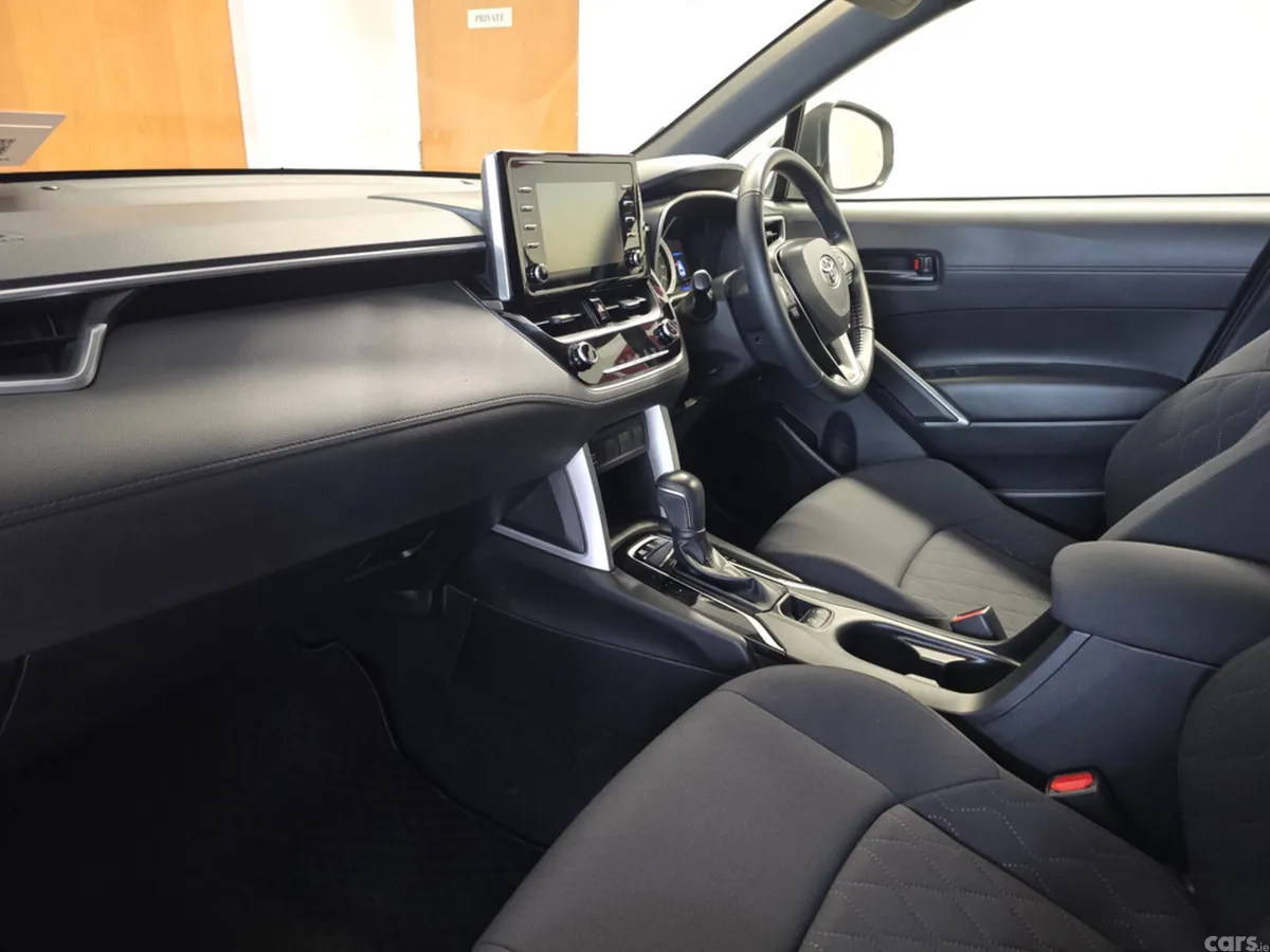 Toyota Corolla Cross SUV, Petrol Hybrid, 2023, White