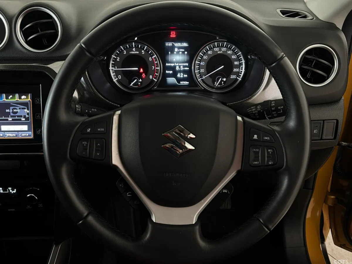 Suzuki Vitara SUV, Petrol, 2024, Yellow