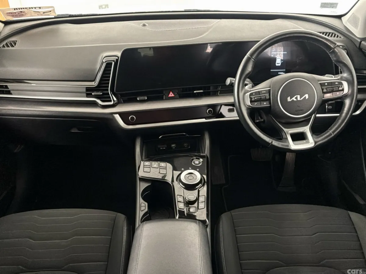 Kia Sportage SUV, Petrol Plug-in Hybrid, 2023, White