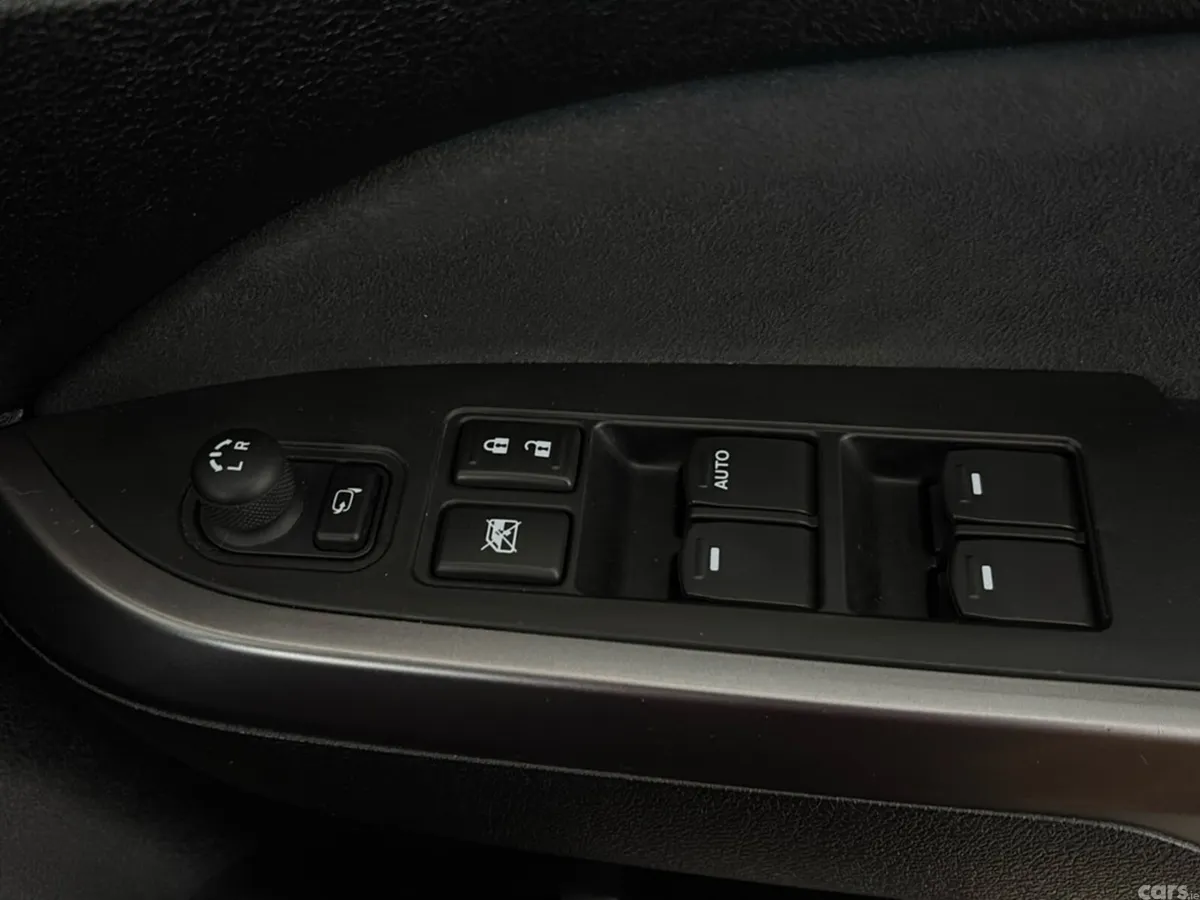Suzuki Vitara SUV, Petrol, 2024, Yellow